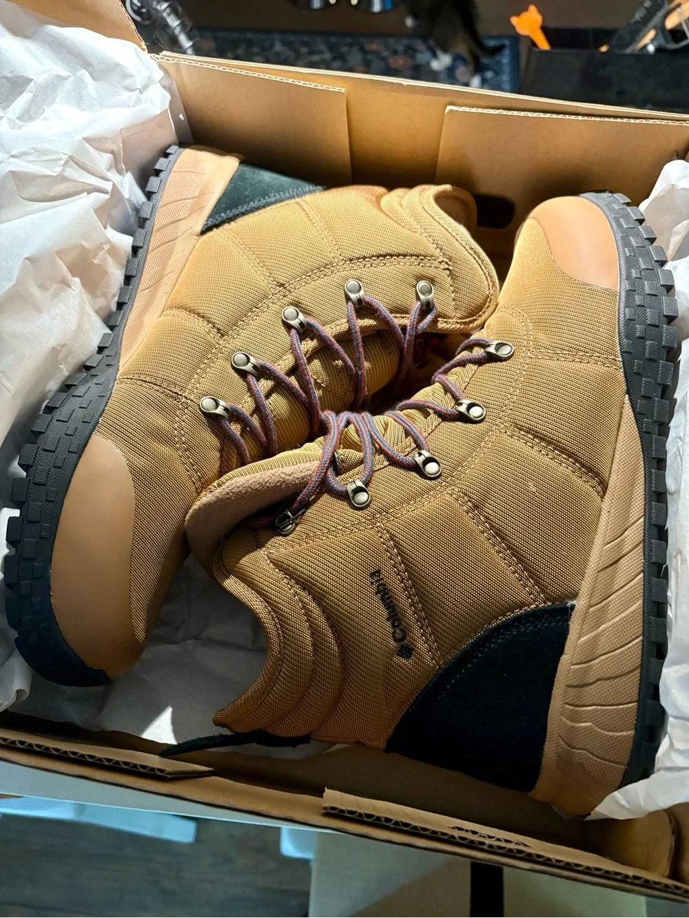 Columbia Fairbanks Omni-Heat Men's Tan/Brown Waterproof Boots - Size 12